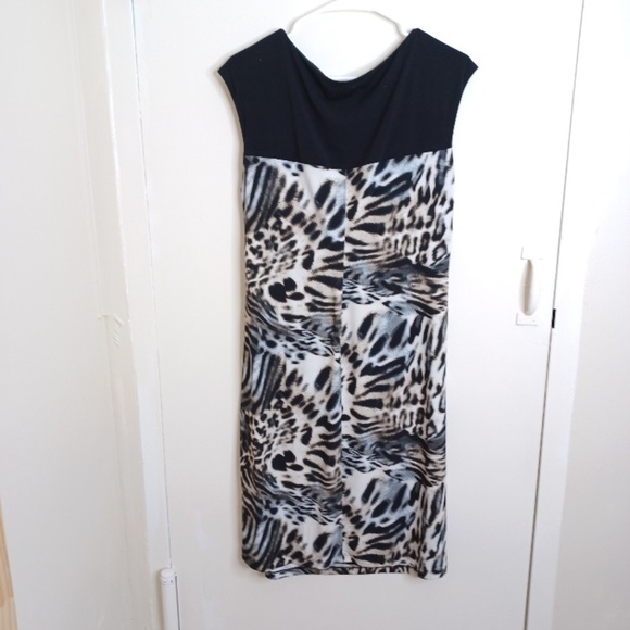 luxurious Dress by Connected Apparel Co. Size 14 - Picture 14 of 16
